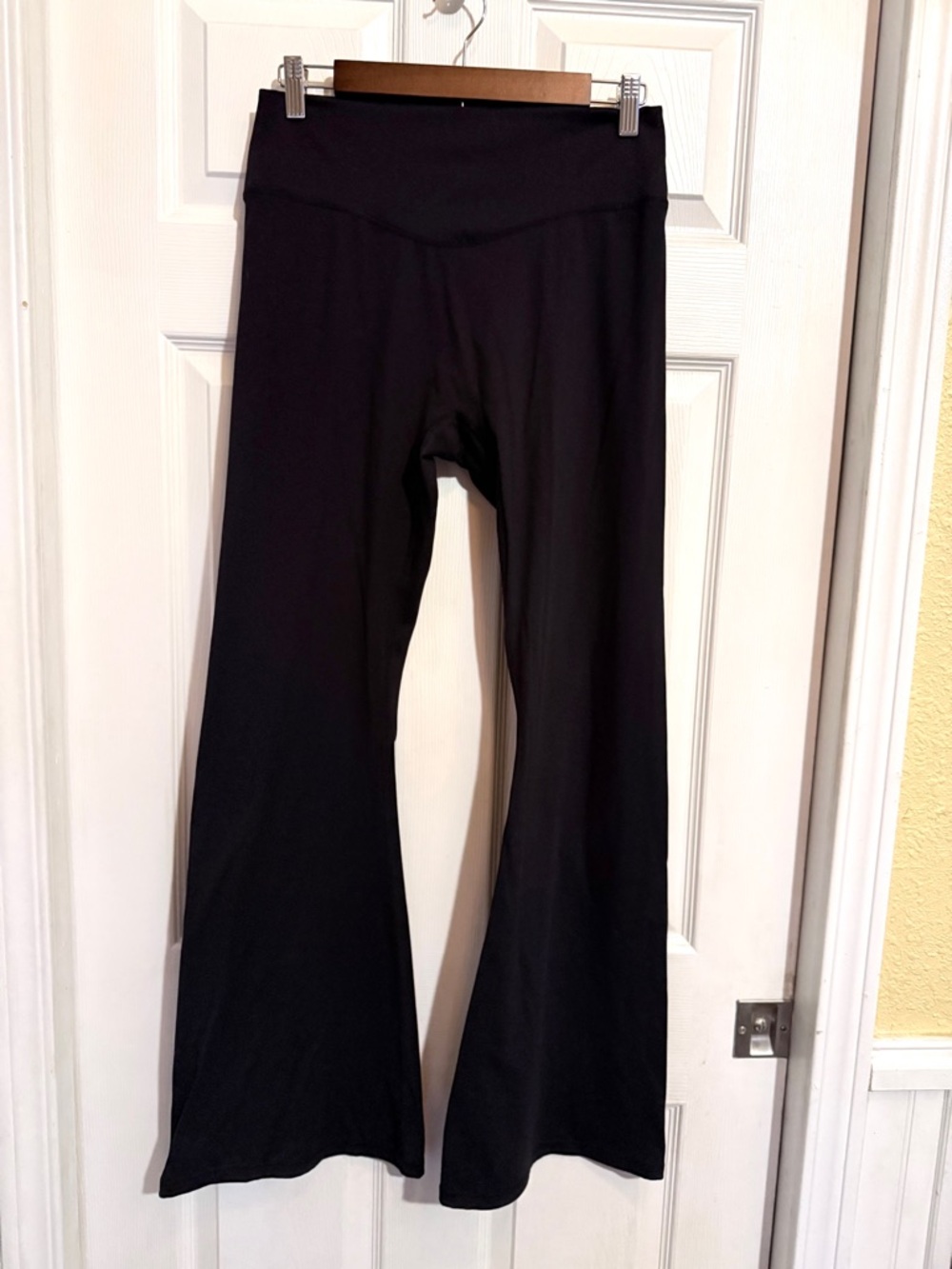 UEU Flared High Rise Yoga Pants